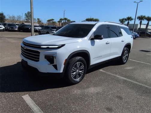 2024 Chevrolet Traverse LT