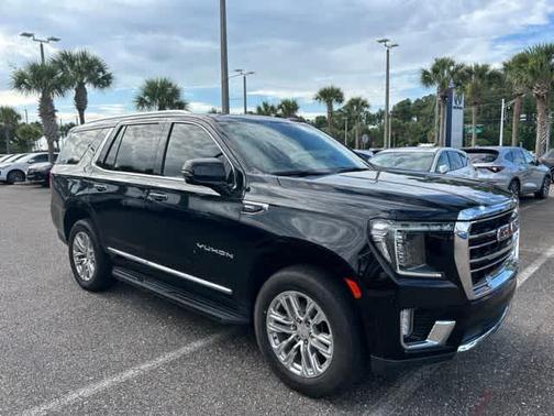Black 2021 GMC Yukon SLT
