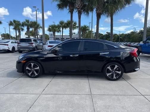 2017 Honda Civic Touring