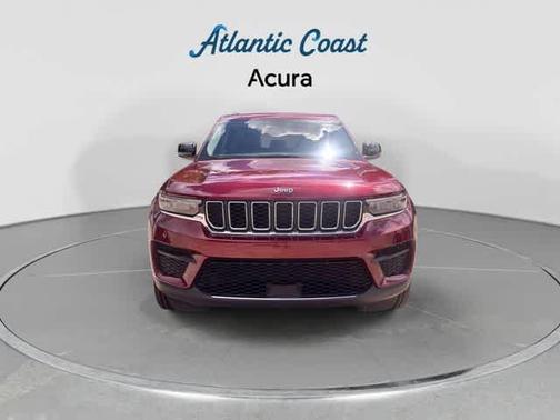 Red 2023 Jeep Grand Cherokee Laredo