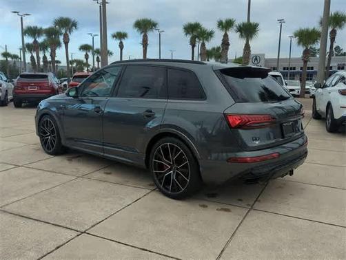 2024 Audi Q7 55 Prestige