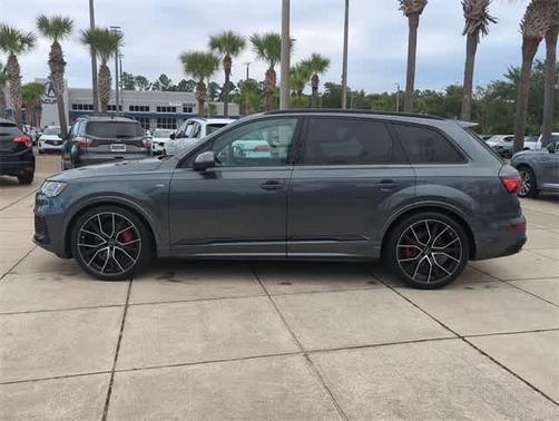 2024 Audi Q7 55 Prestige