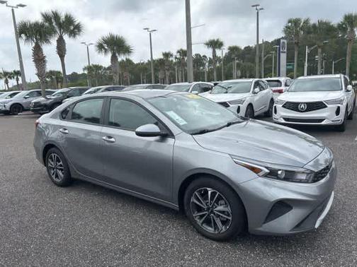 Gray 2024 Kia Forte LXS