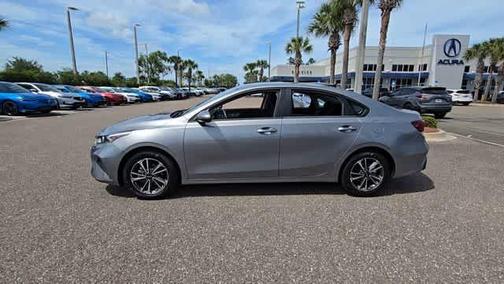 Gray 2024 Kia Forte LXS
