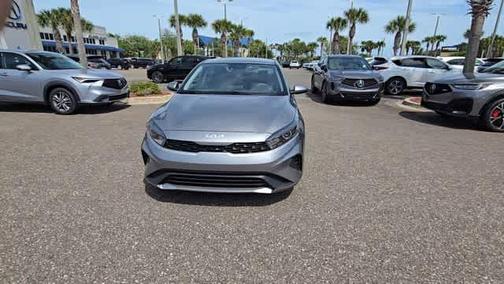 Gray 2024 Kia Forte LXS