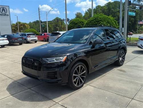 2021 Audi Q7 55 Premium Plus