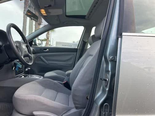 2004 Volkswagen Passat