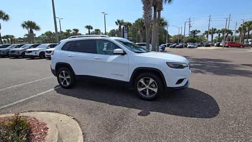 Bright White Clearcoat 2019 Jeep Cherokee Limited