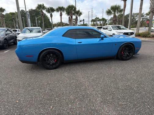 2015 Dodge Challenger SRT Hellcat