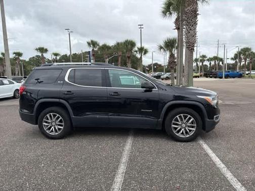 2018 GMC Acadia SLE-2