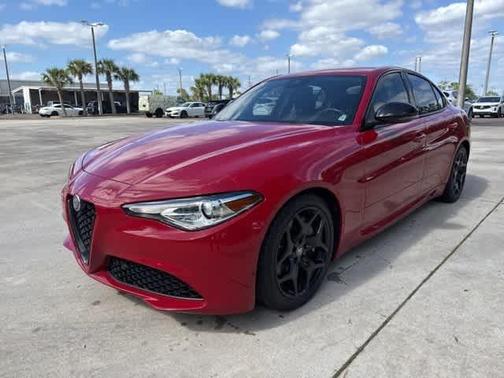 2021 Alfa Romeo Giulia Base