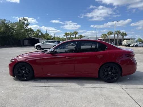 2021 Alfa Romeo Giulia Base