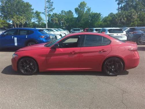 2021 Alfa Romeo Giulia Base