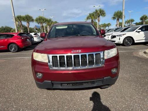 Red 2013 Jeep Grand Cherokee Laredo