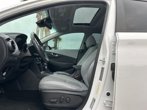 2021 Hyundai KONA Limited