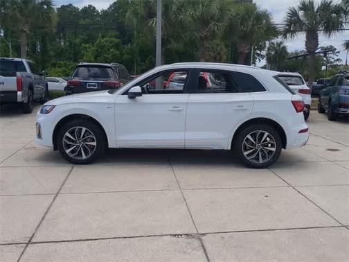 2023 Audi Q5 45 S line Premium Plus