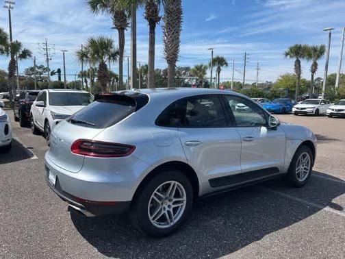 2017 Porsche Macan Base