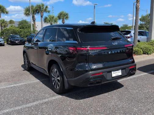 Mineral Black 2023 INFINITI QX60 Pure