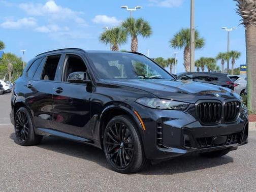 Black 2025 BMW X5 M60i