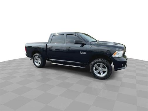 2016 RAM 1500 Tradesman/Express