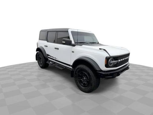 OXFORD WHITE 2024 Ford Bronco Wildtrak