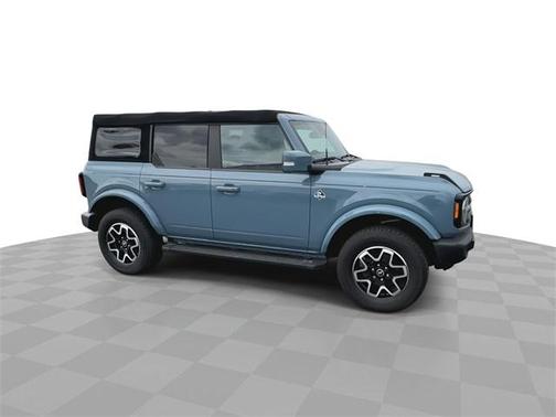 2021 Ford Bronco Outer Banks