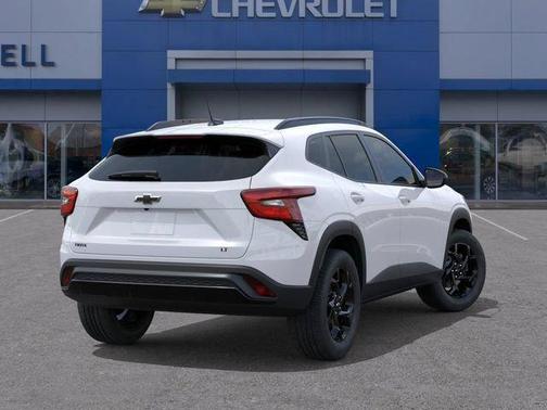 Summit White 2026 Chevrolet Trax LT
