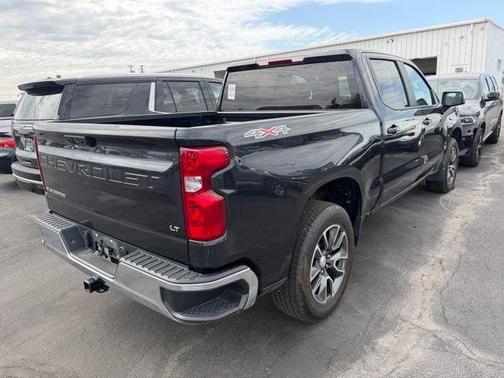 Dark Ash Metallic 2024 Chevrolet Silverado 1500 LT