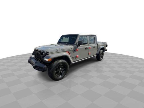 Sting-Gray Clearcoat 2021 Jeep Gladiator Willys