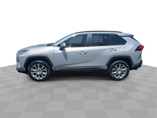 2020 Toyota RAV4 XLE Premium