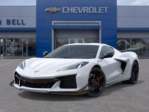 Arctic White 2026 Chevrolet Corvette Z06