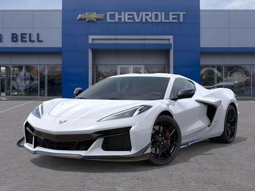 Arctic White 2026 Chevrolet Corvette Z06