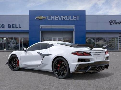 Arctic White 2026 Chevrolet Corvette Z06