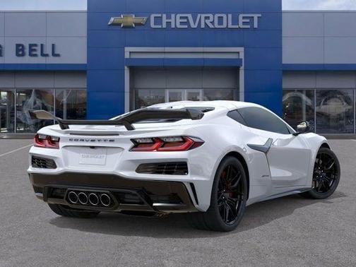 Arctic White 2026 Chevrolet Corvette Z06
