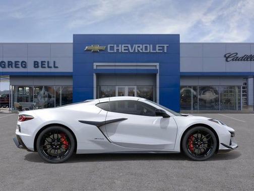 Arctic White 2026 Chevrolet Corvette Z06