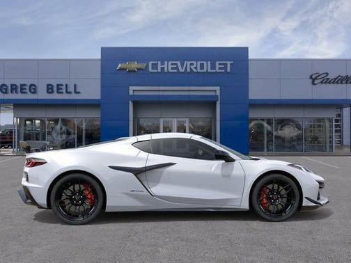 Arctic White 2026 Chevrolet Corvette Z06