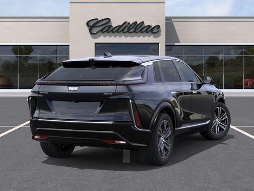 Stellar Black Metallic 2026 Cadillac LYRIQ Luxury