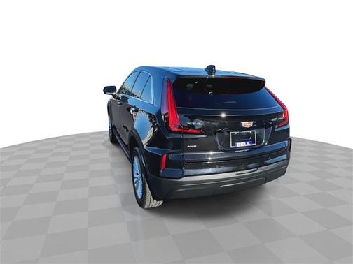 2024 Cadillac XT4 Luxury