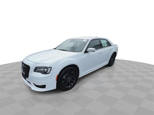 2023 Chrysler 300 Touring
