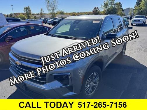 2025 Chevrolet Traverse LT