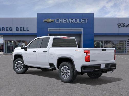 Summit White 2026 Chevrolet Silverado 2500 Custom