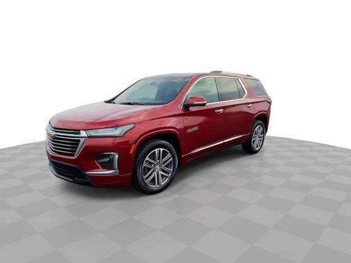 Radiant Red Tintcoat 2023 Chevrolet Traverse High Country