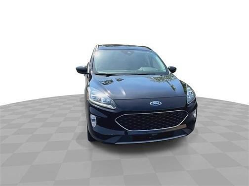 2021 Ford Escape Titanium
