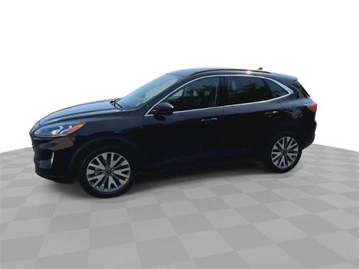 2021 Ford Escape Titanium