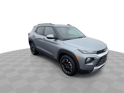 Sterling Gray Metallic 2023 Chevrolet Trailblazer LT