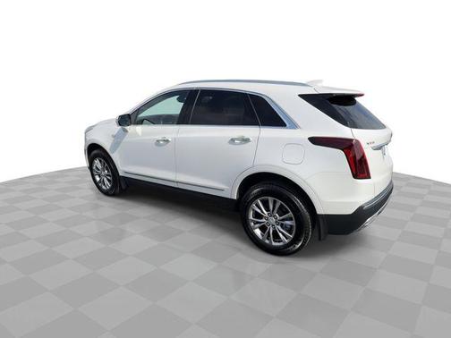 Crystal White Tricoat 2023 Cadillac XT5 Premium Luxury