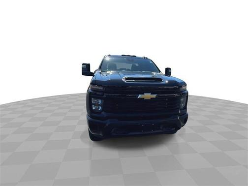 2024 Chevrolet Silverado 2500 Custom