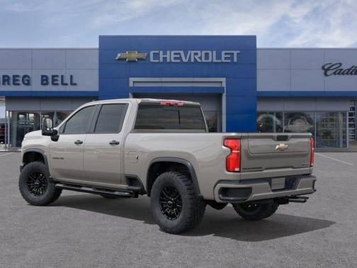 White Sands 2026 Chevrolet Silverado 2500 Crew Cab, Standard Bed, XR2, 4WD