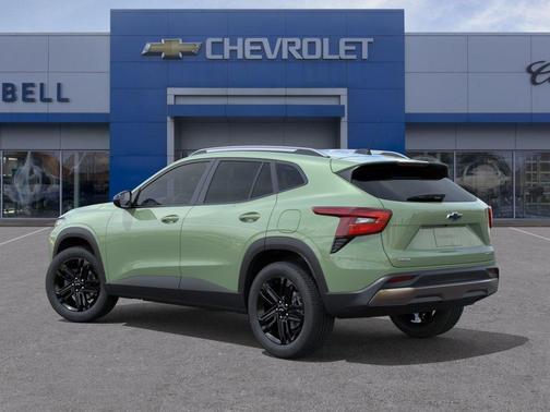 Cacti Green 2026 Chevrolet Trax FWD ACTIV