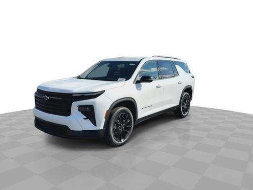 Summit White 2026 Chevrolet Traverse LT